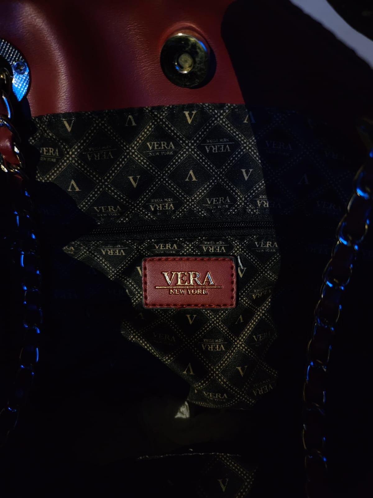 VERA WANG RED BASKET (VINTAGE)