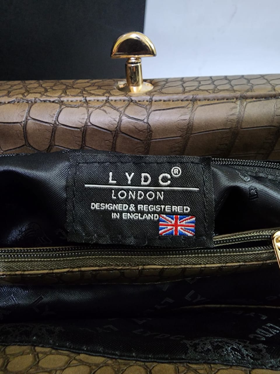 LYDC LONDON LEOPARD FURR EDITION