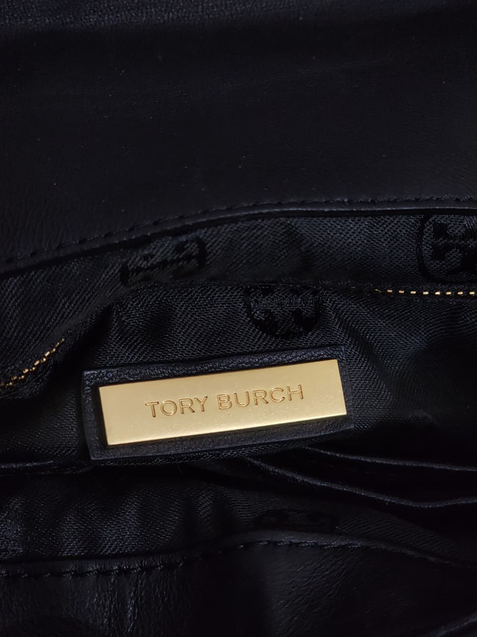 TORY BURCH BLACK QUILTED LEATHER BLACK