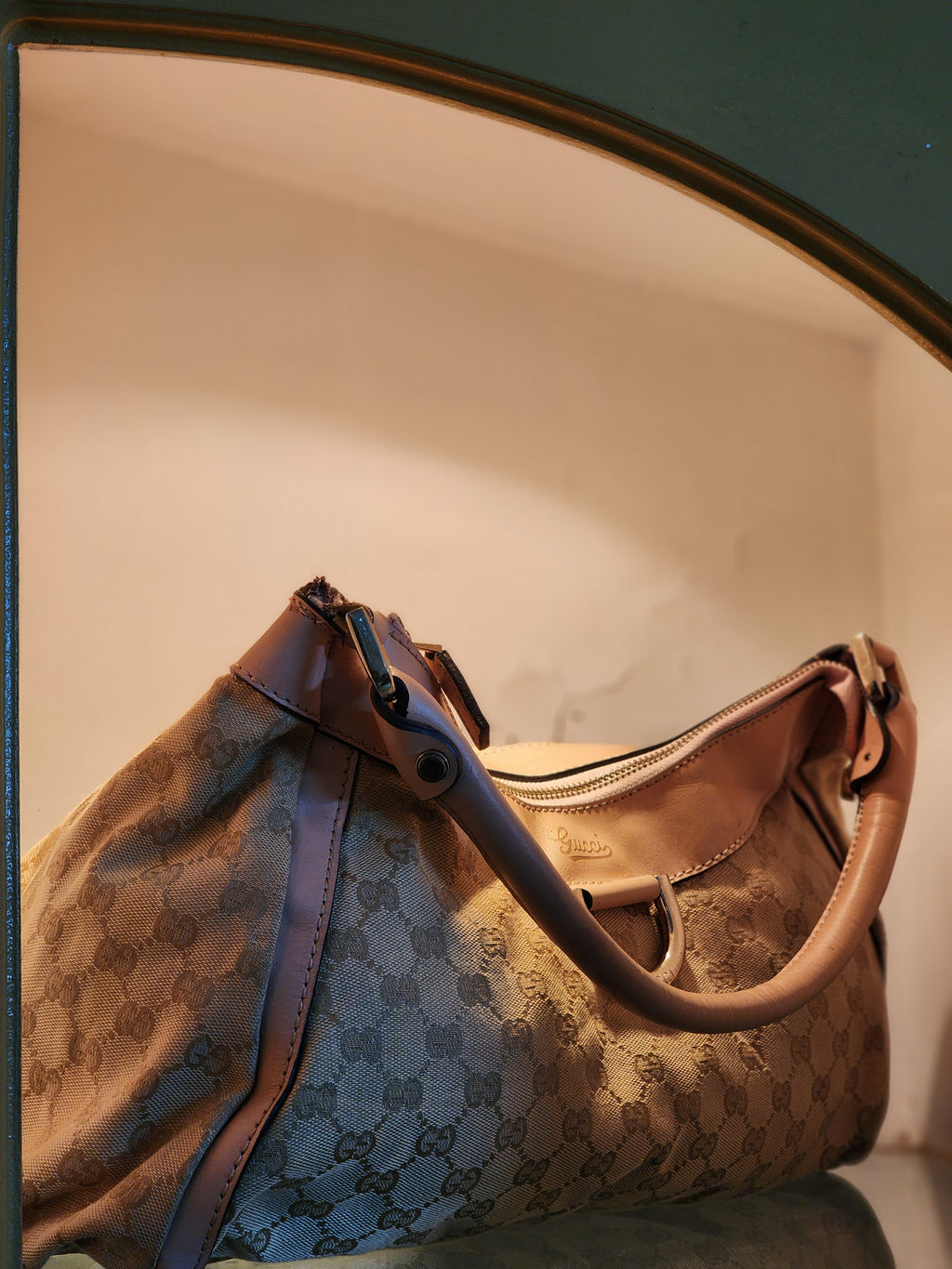 GUCCI ABBEY  MONOGRAM