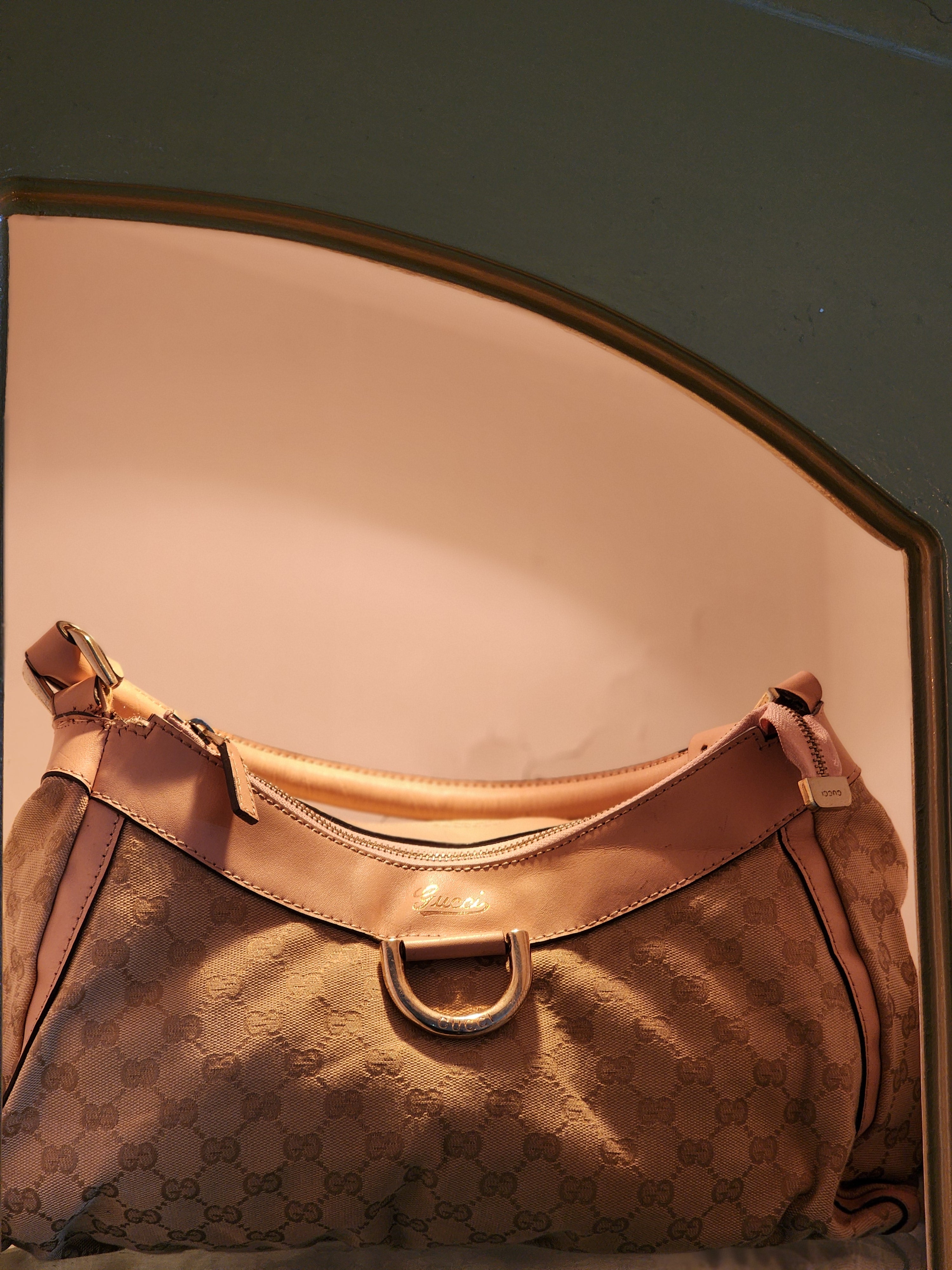 GUCCI ABBEY  MONOGRAM